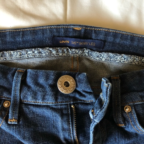 Jeans - Picture 3 of 3